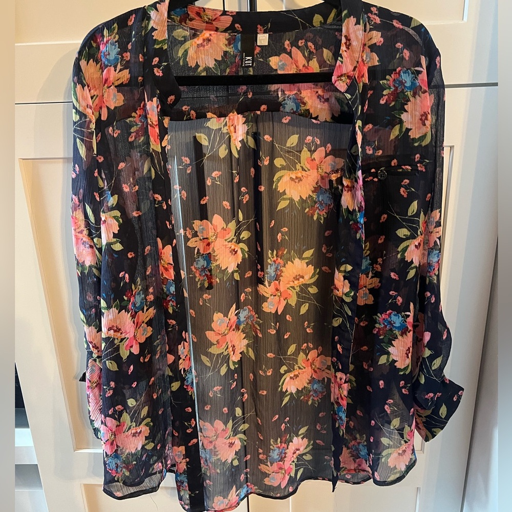 Women’s Long Sleeve Top
